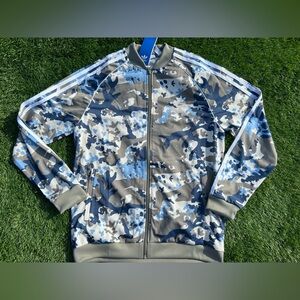 L & XL ADIDAS ORIGINALS SST CAMO BIG KIDS' TRACK TOP LOOSE FIT